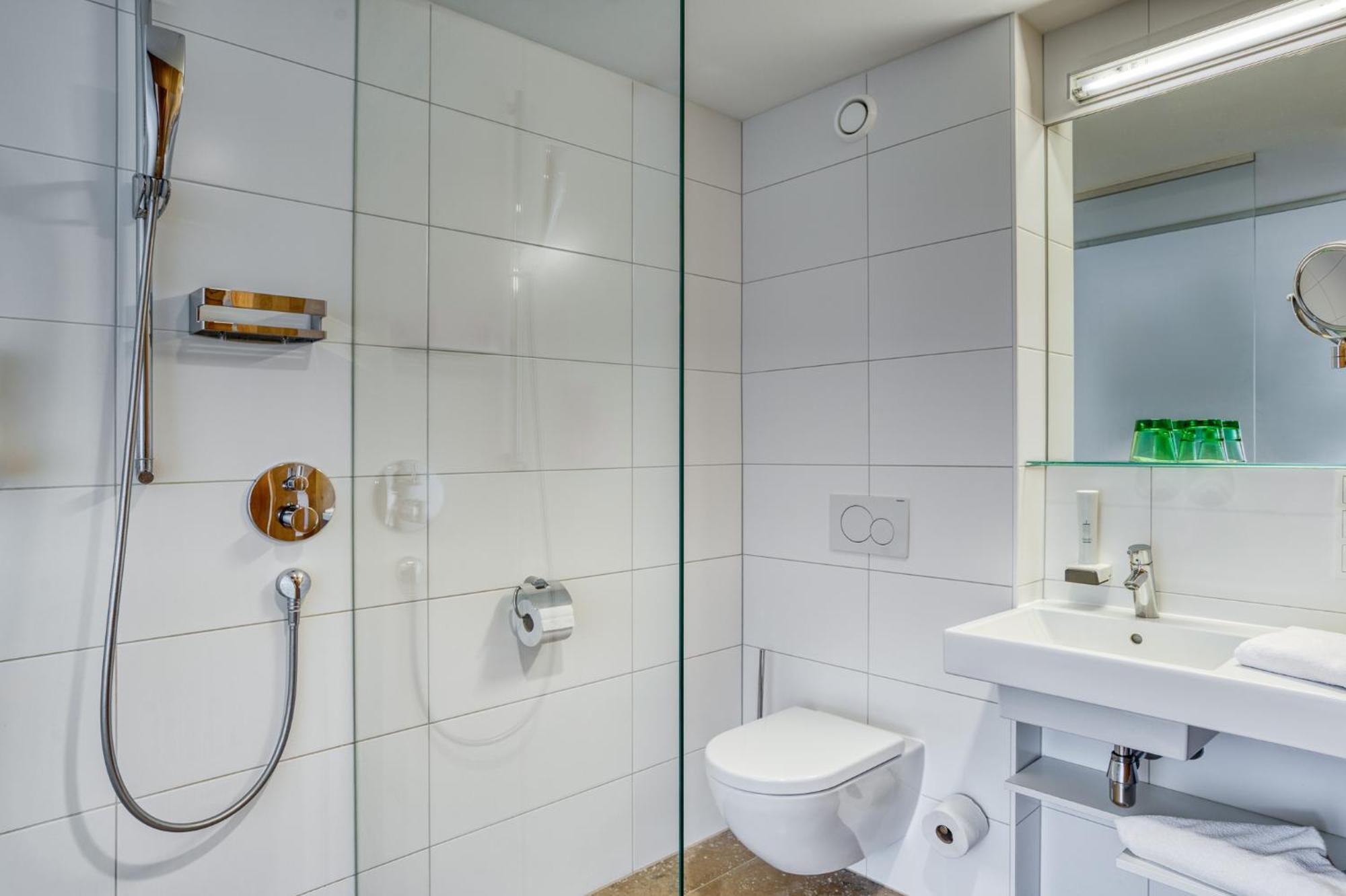 Hotel Wirtshaus Sattlerwirt Ebbs Habitación foto